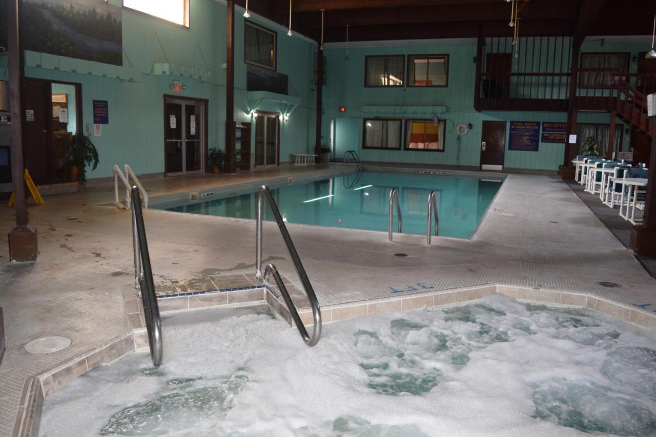 Regency Inn And Suites Eau Claire Zewnętrze zdjęcie